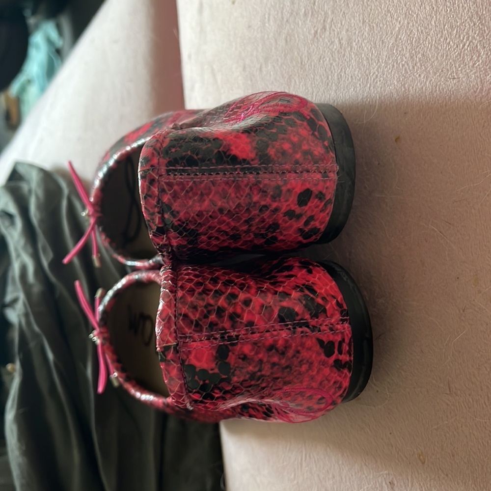 This Barbie Wears Sam Edelman Pink Python Ballet … - image 3